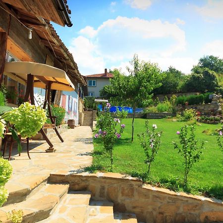 וליקו טורנובו Chamurkov Guest House מראה חיצוני תמונה